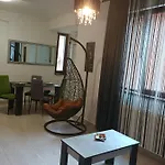Apartment Ella T2 *