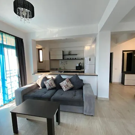 Apartment Ella T2 *
