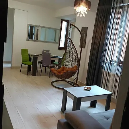 Ella T2 Apartamento *