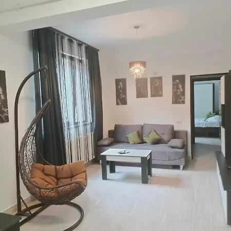 Apartment Ella T2 Navodari